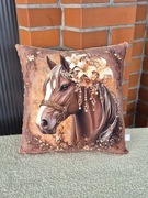 Poduszka koń konik 38 x 38 cm urodziny prezent 