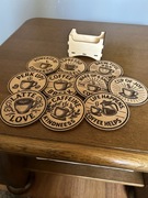 Podkładki,podstawki pod filiżanki,kubki, komplet z pudełkiem.