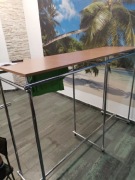 Wyposażenie sklepu, stojaki, system rurowy chrom, gondola 