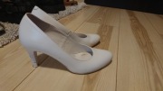 Biale buty rozmiar 37