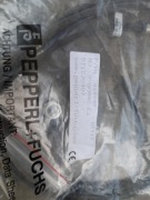 Czujnik indukcyjny Pepperl-fuchs 2-8GM40-E2