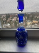 Kryształowa kobaltowa karafka