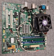 Płyta Lenovo MTQ45MK Q45 z procesorem Core2Duo E8400 i 4GB RAM