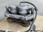 Zacisk hamulcowy Jeep WL przód lewa strona 