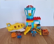 Lego Duplo 10871 Lotnisko w wieżą kontrolną, kompletny.