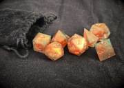 Ręcznie Robiony Zestaw Kostek RPG – "Gwiezdny Pył i Miedź" (7 sztuk)