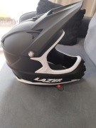 Kask rowerowy LAZER nowy.