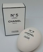 Chanel No. 5 L’Eau krem do rąk w eleganckim opakowaniu