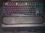 Klawiatura mechaniczna COOLER MASTER MK730