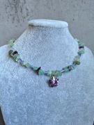 Choker, krótki naszyjnik z kryształowym motylkiem