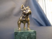 Buldog francuski na marmurze Figurka z brazu