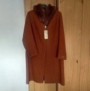 Płaszcz Sanmi Wiktoria 48 z lisem długi jesienny zimowy