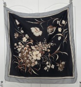 Kwiaty kwiatki kwiatuszki chusta apaszka gawroszka wiosenna wiosna