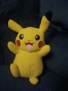 Pokemon Pikachu maskotka 