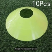 Pachołki piłkarskie 