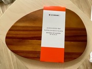 Le Creuset Oval Cutting Board / Acacia Wood Tray