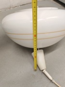 Lampa szklana klosz wisząca z PRL