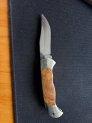 Nóż Facom 840.4A  z zatrzaskiem blokującym