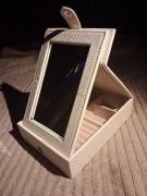 Szkatułka na biżuterie