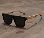 Stylowe okulary przeciwsłoneczne 