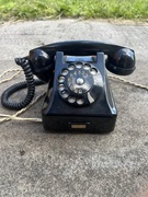 Zabytkowy telefon RWT