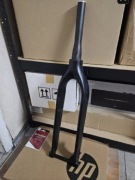 Widelec 29 sztywny karbonowy tapered sztywna oś 15x100mm MTB Gravel 