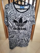 Sukienka z kieszeniami firmy adidas