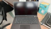 Dell Vostro 5402 uszkodzona obudowa matrycy