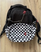 PLECAK 4 KOMOROWY K-POP CHAIN 3599 st.right