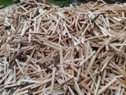 Rozpałka świerkowa w workach 78x50 23cm 25l 2szt.