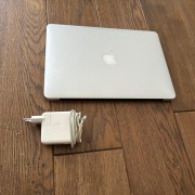 Laptop Apple MacBook Air 13 A1466 Intel Core i5-5250U 4GB 128SSD