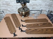 Lampa żyrandol z wentylatorem.