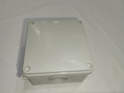 Puszka Simet samozatrzaskowa IP54