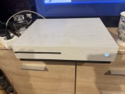 Xbox one s + pad series s