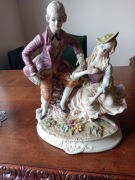 Duża porcelanowa figurka  Capodimonte