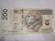 Banknot obiegowy 200 zł AX0304035