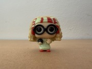 Figurka Harry Potter Kinder Joy Sybilla Trelawney