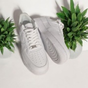Nike Air Force 1 – Rozmiar 42 – Nowe, Oryginalne, W Pudełku