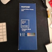 Wzornik Pantone Limited Edition Guides 2020 Classic Blue 19-4052 (komplet)