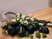 Stroik na grób, kompozycja wiosenna na cmentarz, wiązanka M1