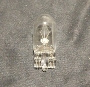 Żarówki 12 v 100ma  do maszyn zarobkowych , dart ,rzutki, fliper 48 szt