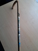 Klasyczny Wanderstock czyli laska turystyczna.