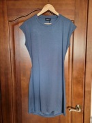 Nowa sukienka Even&Odd niebieska, rozcięcie na placach L