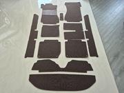 Komplet nowych dywaników wykładzin do Mercedes-Benz W114 Coupe Brązowe