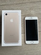 iPhone 8 + etui + ładowarka 