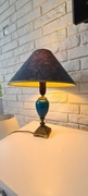 Niebieska lampa stołowa mosiadz