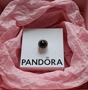 Pandora charms z Zielonym kamieniem 