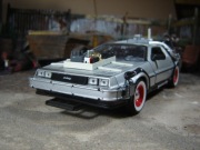 DE LOREAN DMC12 “Back to the Future” part.III Welly bez pudła 1:24