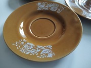 Podstawki, spodki Tułowice, białe zdobienie, cena za 1 szt. 