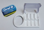 Stojak do do zestawu wraz z końcówkami Oral-B 3000 (nieużywany)